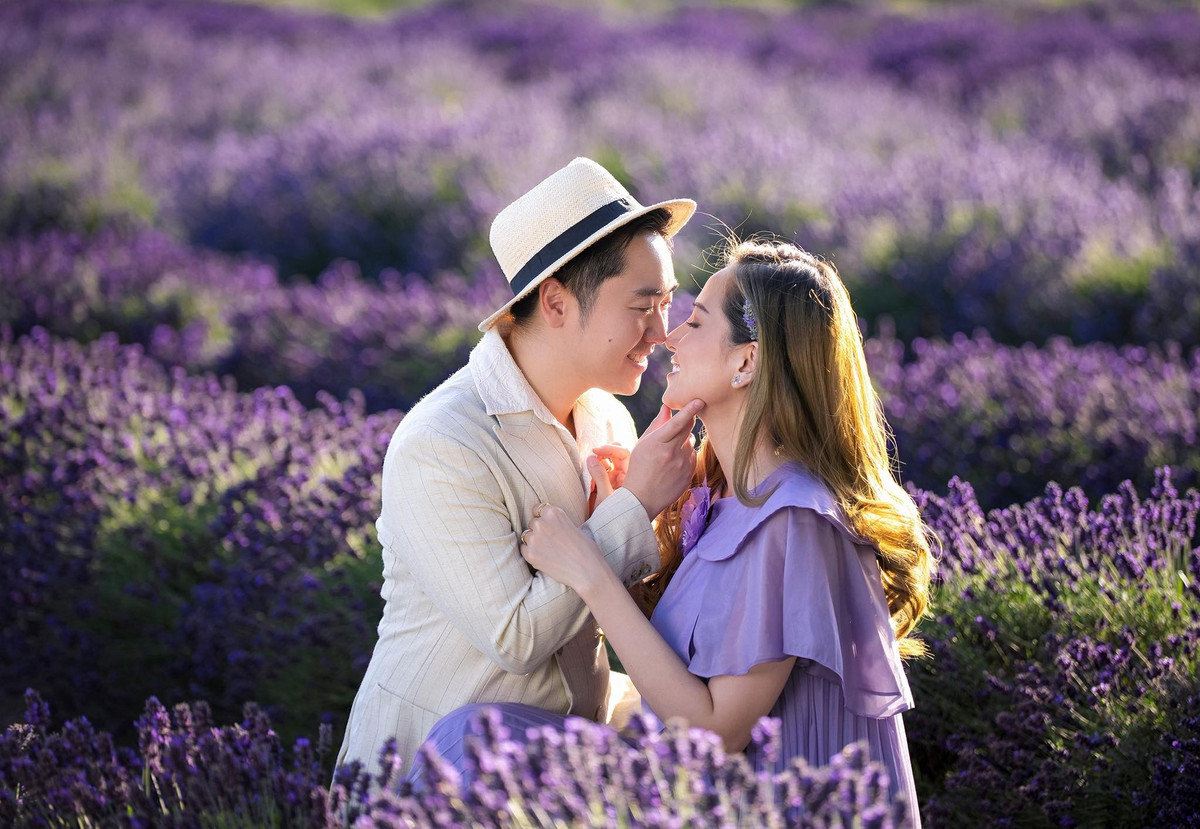 Sau một thời gian hẹn hò kín đáo, năm 2024, Diễm Hương tổ chức lễ cưới với ông xã Thanh Duy. Hôn lễ diễn ra trong không khí ấm cúng, riêng tư, đúng với tinh thần giản dị mà nàng hậu theo đuổi.