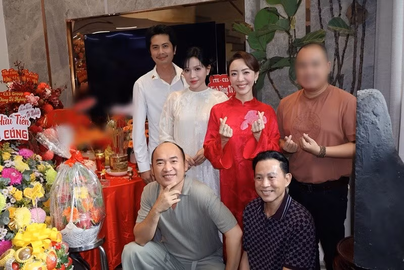 Tháng 3/2025, Huỳnh Phương chia sẻ trên Znews: "Hiện tại, tôi và Khả Như không muốn chia sẻ chuyện cá nhân. Mong mọi người ủng hộ phim mới của Như". Ảnh: FB Khả Như.