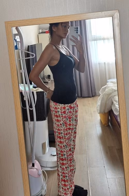 Sau sinh ngày thứ 26, vòng eo của H'hen Niê trông khá thon gọn. Ảnh: FB H'hen Niê.