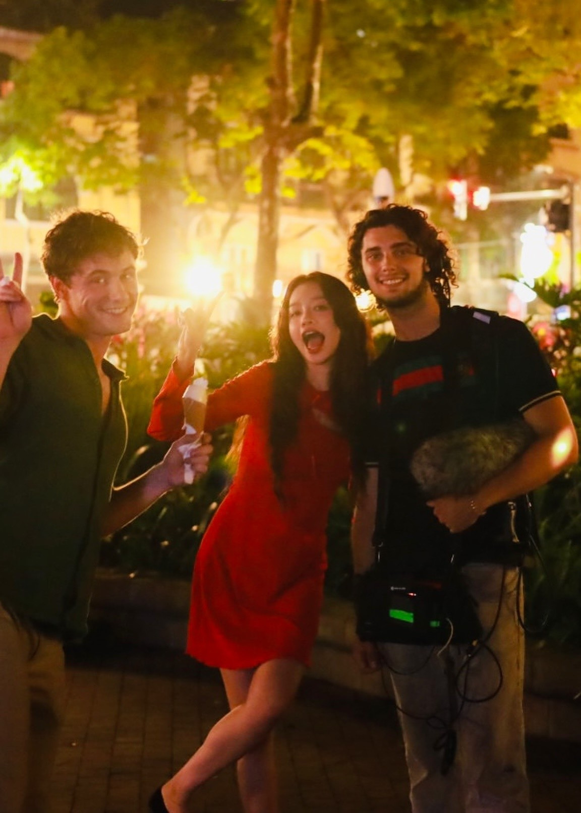 Trúc Diễm khoe hình ảnh bên các bạn diễn trong các dự án phim ảnh. Ảnh: FB Trúc Diễm.