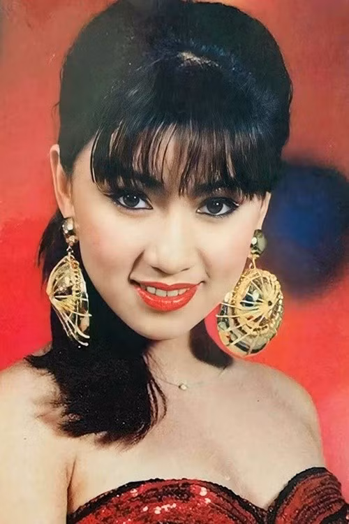 Theo Tiền Phong, bà ngoại của Y Phụng, Cô Ba Đen, là một đào hát cải lương. Ảnh: Vietnamnet.