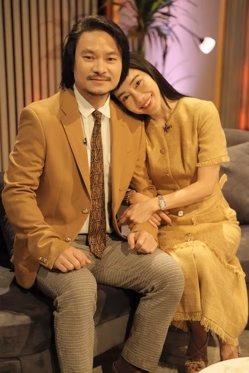 Hoàng Nhật Nam chia sẻ trên Đời Sống Pháp Luật, anh ủng hộ hai con theo đuổi con đường nghệ thuật, trong khi vợ nam đạo diễn thì ngược lại. Ảnh: VTV.