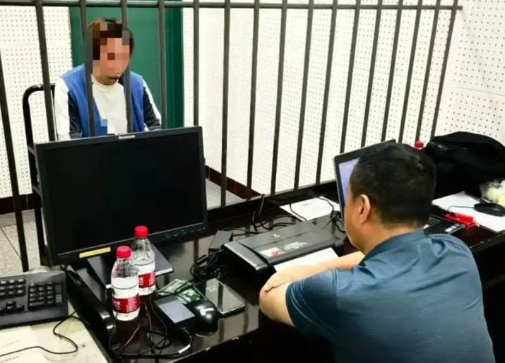 Liu bị cảnh sát bắt giữ trong tháng 5/2025. Ảnh: SCMP lua-dao-chu-cap-cho-ban-tinh.jpg