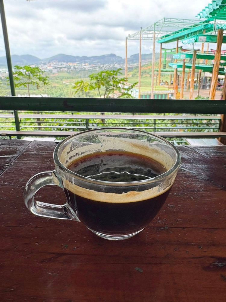 Hóa đơn đồ uống và ly cà phê 110.000 đồng anh An sử dụng tại M. Coffee Garden. Hóa đơn đồ uống và ly cà phê 110.000 đồng anh An sử dụng tại M. Coffee Garden.