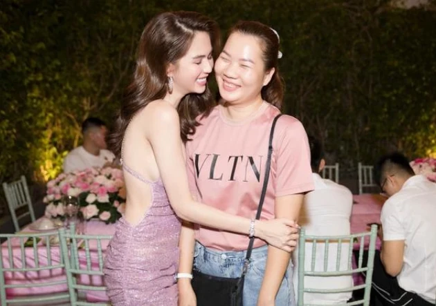 Trợ lý Thúy Kiều làm gì giữa lúc Ngọc Trinh vướng vòng lao lý?