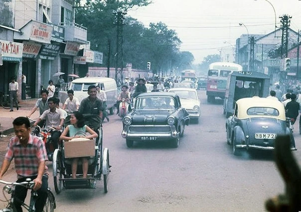 Ngắm Sài Gòn hoa lệ trước năm 1975 qua những thước ảnh quý giá