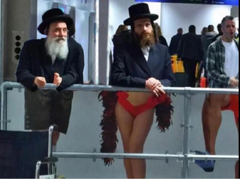 Ngắm loạt ảnh hài hước chỉ có thể chụp ở sân bay