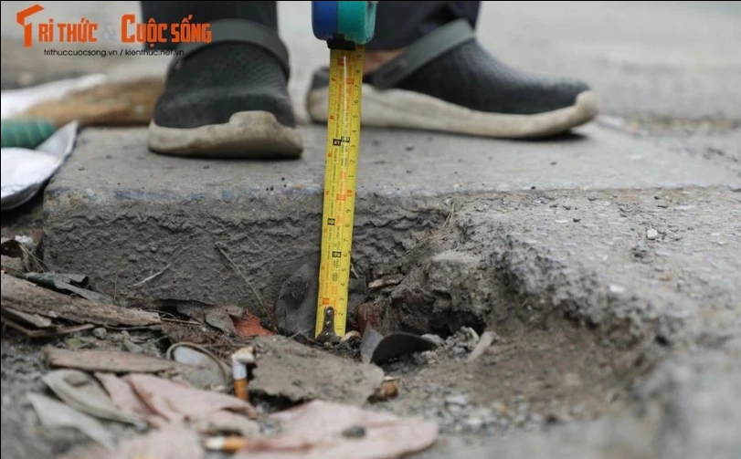 Hà Nội: “Ổ trâu”, “ổ gà” “bẫy” người dân trên phố Bùi Xương Trạch