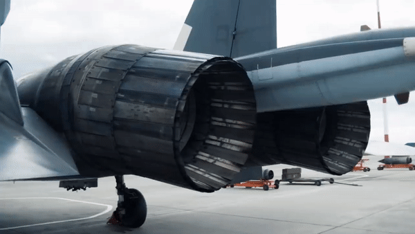 Trang Avia của Nga cho biết, máy bay chiến đấu Su-30SM của Nga đã cản trở thành công hoạt động của không quân Ukraine trong xung đột Đông Âu đang diễn ra. Theo TASS, Military Today, Avia.