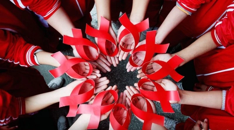 Các nhóm hỗ trợ cộng đồng trong phòng chống HIV/AIDS