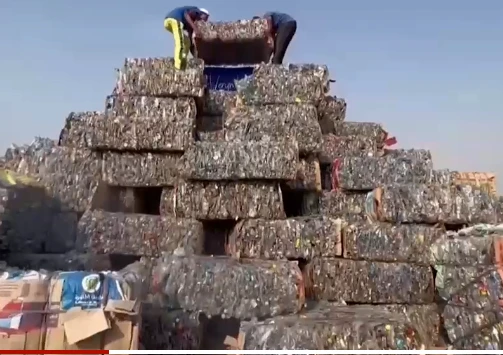 Video: Kim tự tháp khổng lồ ở Ai Cập được xây dựng bằng... rác