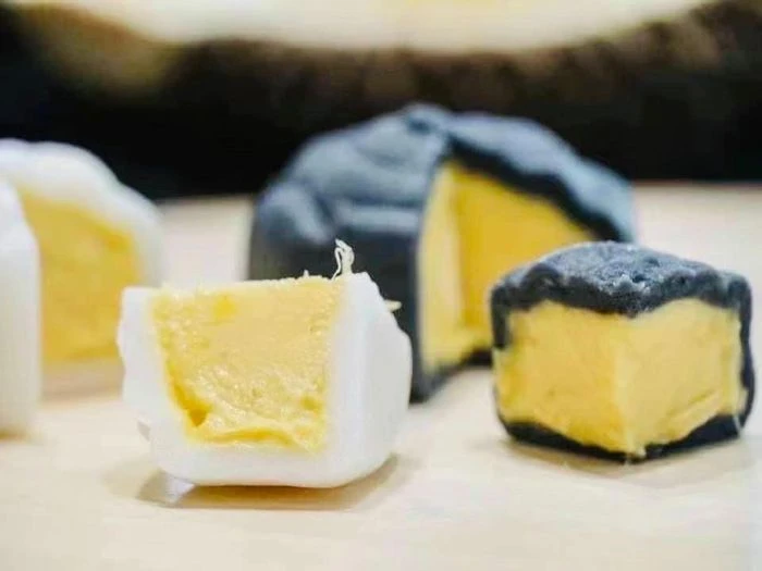 Khách săn bánh trung thu “lạ” bán sớm