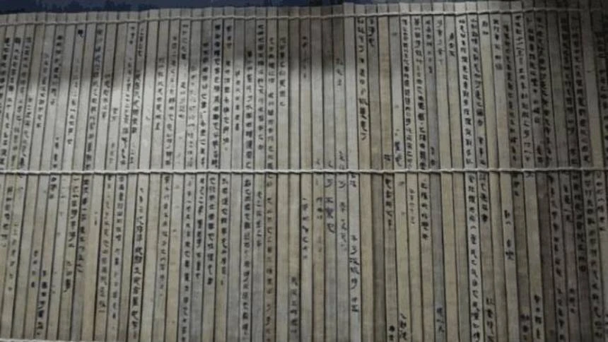 Video: Khó tin sách cổ hơn 2.000 năm tuổi chứa tri thức vượt trội