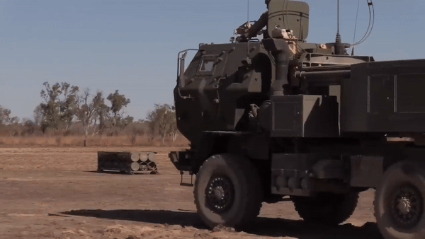 Đầu đạn chùm M85 được thay bằng khối thuốc nổ mạnh nặng 100 kg, cho phép tiêu diệt mục tiêu đơn lẻ mà không gây thiệt hại ngoài dự tính cho khu vực xung quanh. Theo War Zone, Zvezda.