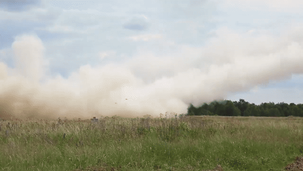 M142 HIMARS là hệ thống pháo phản lực hiện có trong trang bị của các nước NATO và cả các quốc gia khác bao gồm cả Nhật Bản và Israel. Theo War Zone, Zvezda.