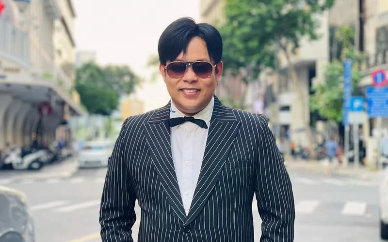 Vô tình để lộ số dư tài khoản, Quang Lê khiến dân tình “choáng váng”