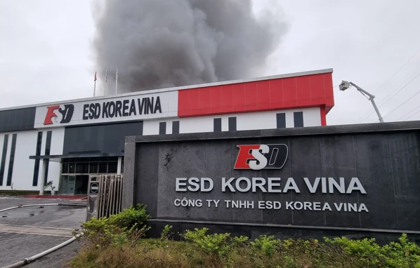 Cháy nổ tại công ty linh kiện điện tử ở Khu công nghiệp Quế Võ