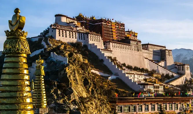 Nơi cất giữ nửa số vàng trên Trái đất nhưng trộm không dám bén mảng