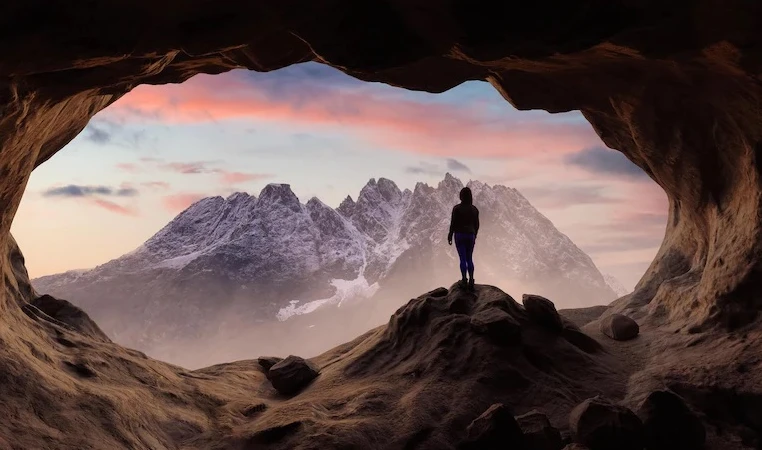 Sống trong hang như thời đồ đá vì dị ứng sóng điện từ