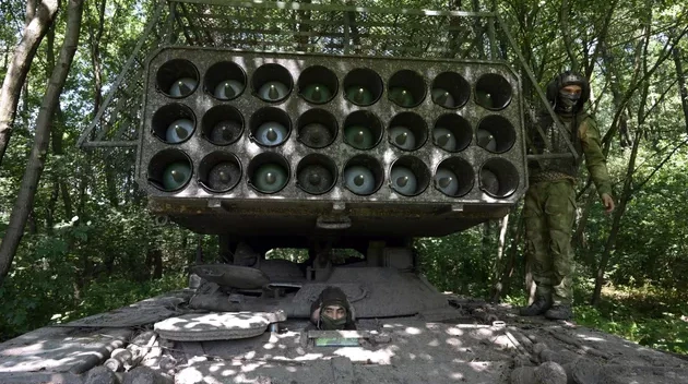 Nga sử dụng hệ thống tên lửa nhiệt áp Tosochka ở Ukraine