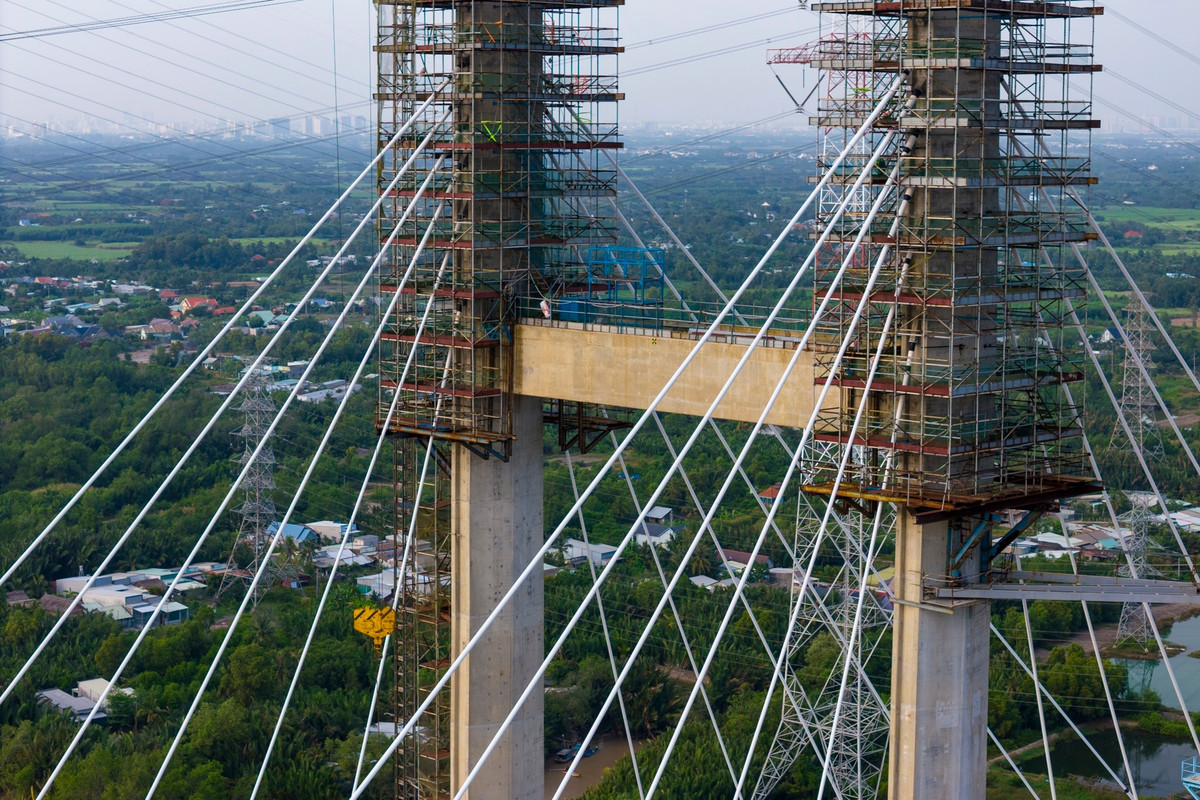 Tuy nhiên, do vướng mắc về bố trí vốn và gia hạn hiệp định vay, nên từ năm 2020 gói thầu tạm dừng khi đã đạt hơn 80% khối lượng. Sau gần 5 năm, gói thầu này mới tìm được đơn vị thi công mới thay thế.