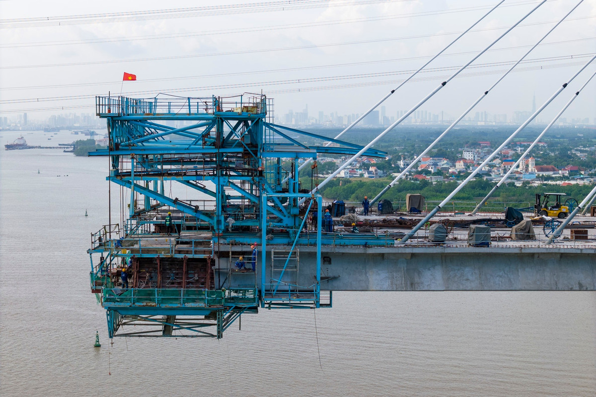 Việc khởi động lại gói thầu này được xem là bước quan trọng giúp nối thông toàn bộ cao tốc Bến Lức - Long Thành. Hiện tại trên toàn tuyến, các gói thầu khác đã cơ bản hoàn thành và đưa vào sử dụng.