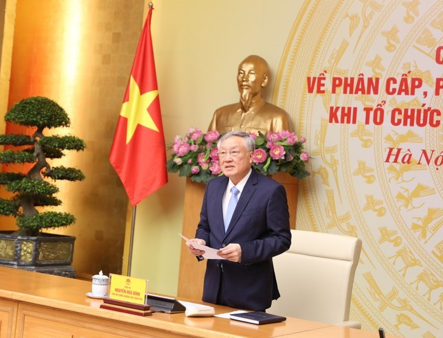 Phó Thủ tướng Thường trực Chính phủ Nguyễn Hòa Bình phát biểu