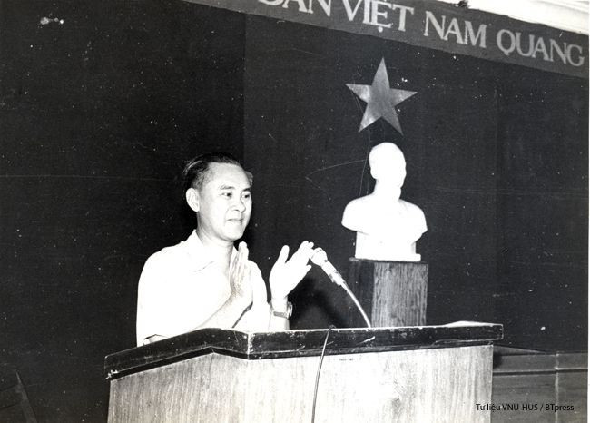 gs-nguyen-dinh-tu-by-vnu-btpress-10-650x466.jpg