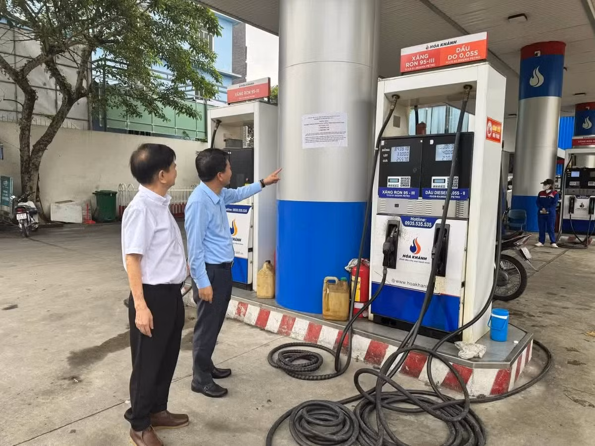 Cục Quản lý và Phát triển thị trường trong nước kiểm tra, xử phạt các thương nhân không dự trữ xăng dầu tối thiểu theo quy định.