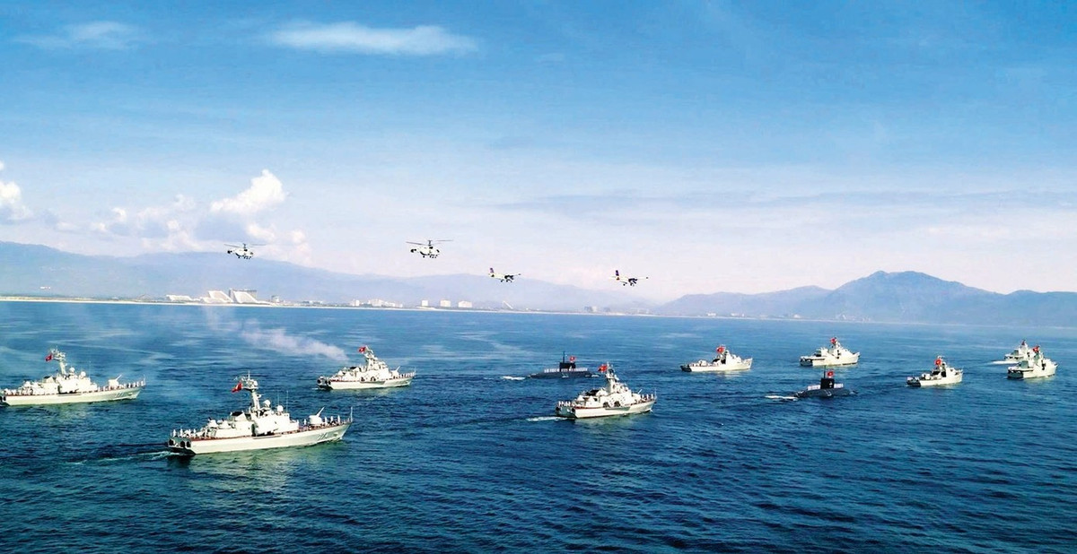 Các biên đội tàu và máy bay tham gia diễu binh