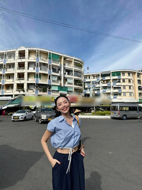 Mỹ nhân sinh năm 1989 khoe ảnh trở lại Nha Trang.