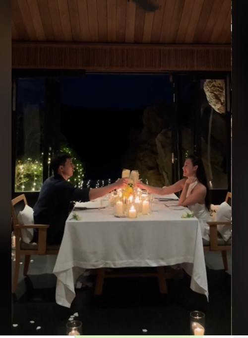 Midu thoải mái đăng ảnh bên Minh Đạt sau khi kết hôn. Ảnh: TikTok Midu.