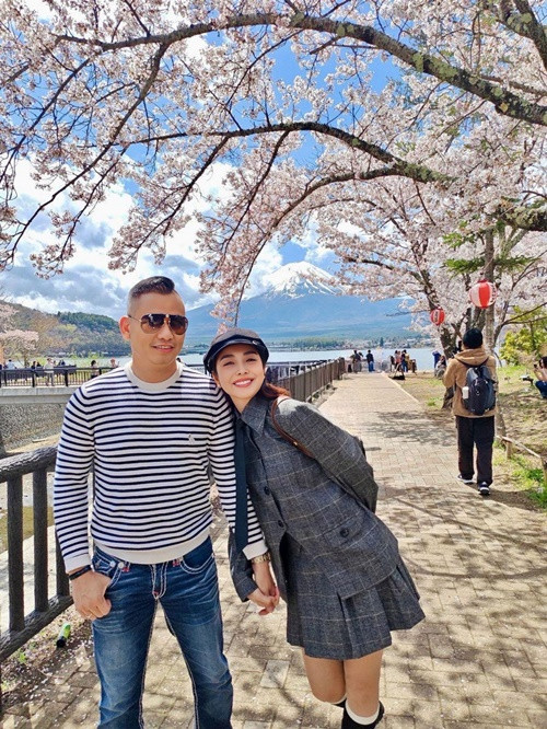 Tái hôn với doanh nhân Đức Hải, Jennifer Phạm có cuộc sống viên mãn. Ảnh: FB Jennifer Phạm.