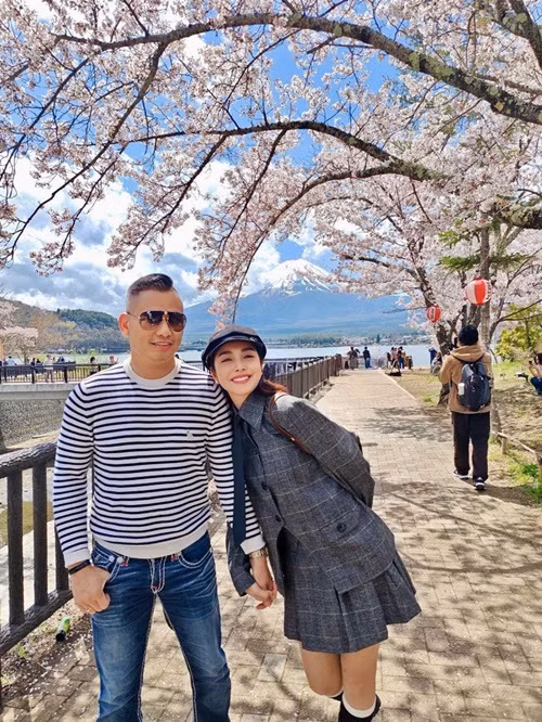 Tái hôn với doanh nhân Đức Hải, Jennifer Phạm có cuộc sống viên mãn. Ảnh: FB Jennifer Phạm.