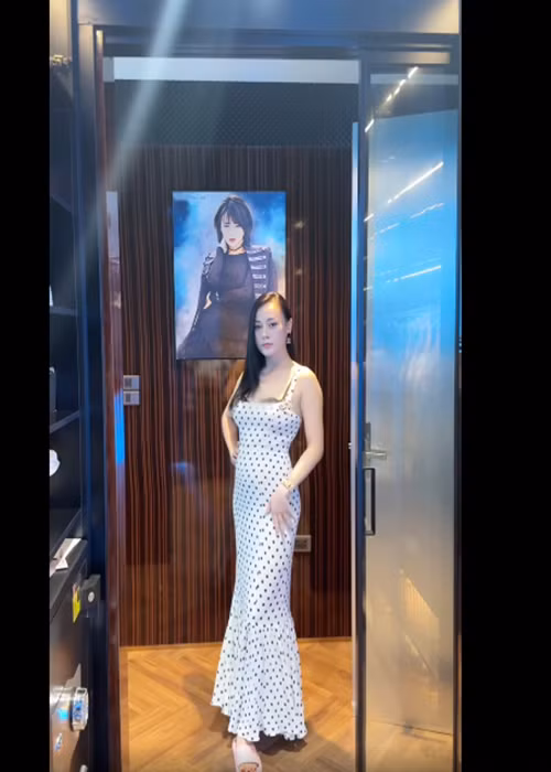 Phương Oanh sống bình yên bên chồng con sau sóng gió tình cảm. Ảnh: FB Phương Oanh.