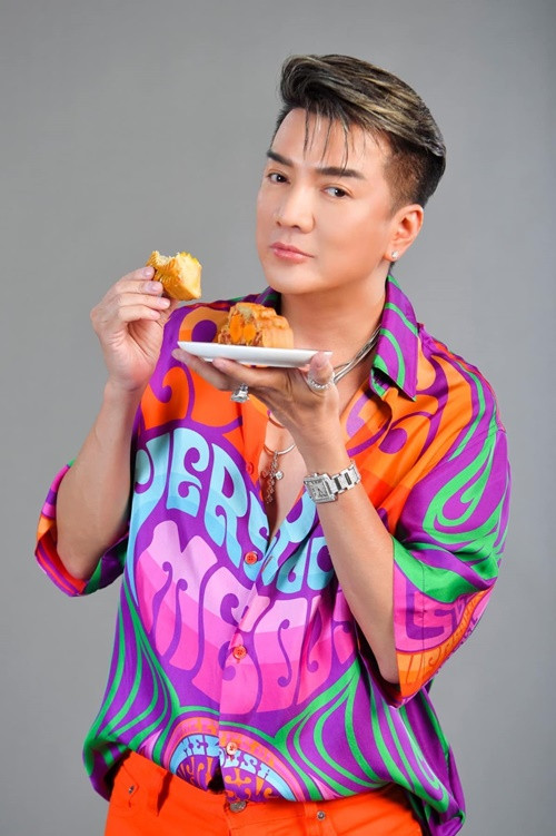 Đàm Vĩnh Hưng hiện tại tập trung kinh doanh.