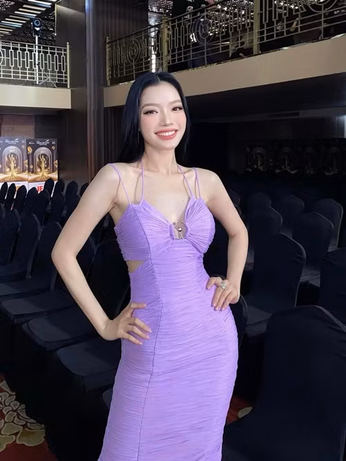 Lâm Thị Bích Tuyền cũng được đánh giá là ứng cử viên sáng giá cho vương miện Miss Grand Vietnam 2024. Cô cao 1m67, sở hữu số đo ba vòng 80-60-90cm. Bích Tuyền từng lọt top 15 Miss World Vietnam 2019. Ảnh: FB Bích Tuyền.