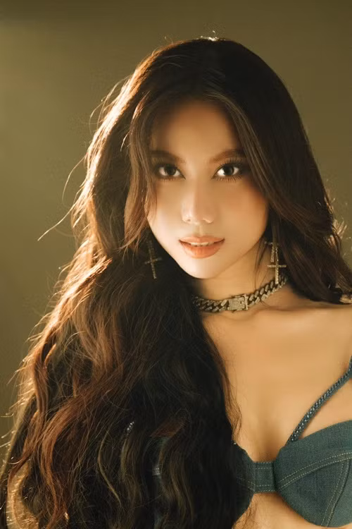 Trước Miss Grand Vietnam 2024, Nguyễn Vĩnh Hà Phương đoạt danh hiệu Á hậu 4 cuộc thi Miss KBJ Ratu Kebaya International 2022, lọt top 10 Miss Grand Vietnam 2023. Ảnh: FB Hà Phương.