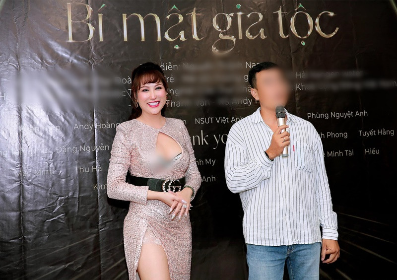 Hiện tại, ở tuổi 42, nữ diễn viên vẫn trẻ trung, quyến rũ.