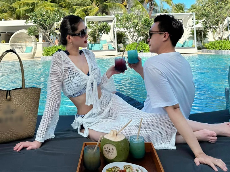 Nàng hậu bận rộn hơn sau khi có con nhỏ.