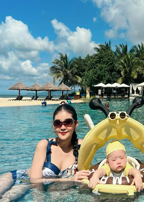 Nhiều người ngưỡng mộ Ngân Anh vì cô về dáng nhanh.