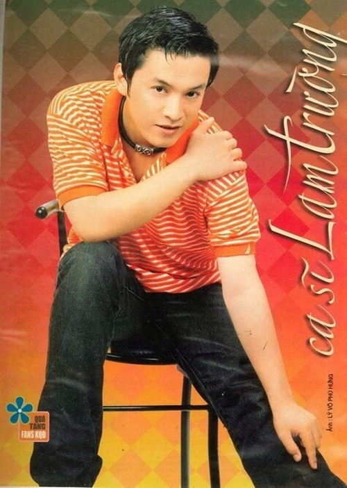 Lam Trường giỏi kiếm tiền. Cách đây hơn 20 năm, anh đắt show ca hát. Theo Dân Việt, cát-sê của Lam Trường năm 1996 là 200.000 đồng/buổi diễn. "Lúc đó, một tô hủ tiếu giá trung bình chỉ có 5.000 đồng mà cát sê của tôi đã là 200.000 đồng, là một con số khá lớn với tên tuổi một ca sĩ mới", Lam Trường chia sẻ. Ảnh: Báo Giao Thông.