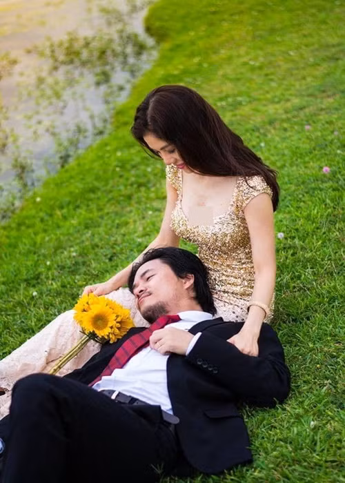 Theo VTV, Hoàng Nhật Nam quen chị Kim Dung khi được đơn vị cử đi học nâng cao kỹ năng trong lớp học có chị Kim Dung là giáo viên thỉnh giảng.