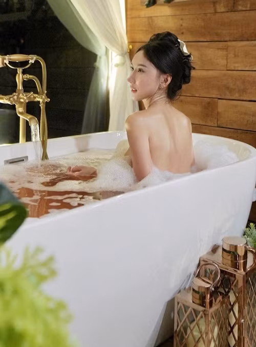 Atinuch Wattanasirichaikuld được không ít nhãn hàng săn đón.