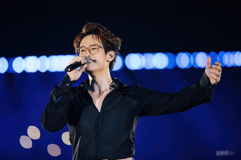 Theo Hà Anh Tuấn, ngày chưa nổi tiếng, anh thích nhiều người nhưng cho rằng bản thân quá mập nên không có cơ hội. Ảnh: FB Hà Anh Tuấn.