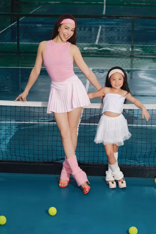 Trà Ngọc Hằng năng động, quyến rũ, cá tính hơn sau khi có con. Ảnh: FB Trà Ngọc Hằng.