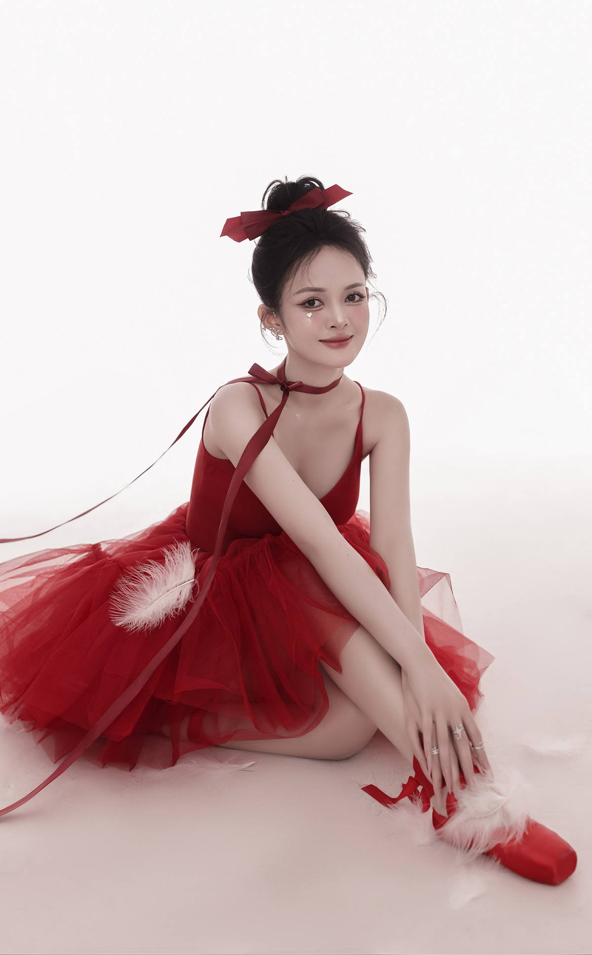 Thanh Trúc có một thời gian làm BTV của kênh Truyền hình Công an Nhân dân (ANTV) nhưng hiện là MC tự do. Cô ấp ủ nhiều kế hoạch quay lại với màn ảnh trong năm nay.