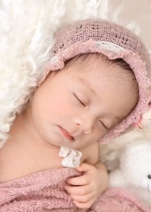 Con gái của Kha Ly - Thanh Duy tên Lita, chào đời vào tháng 7/2024. Ảnh: FB Kha Ly.