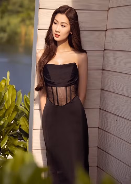 Trưởng Ban tổ chức Miss Grand Vietnam 2024 - bà Phạm Kim Dung chia sẻ lý do Quế Anh giành ngôi vị cao nhất: “Ban giám khảo đã có quá trình theo dõi cả về ngoại hình, tài năng và cả khả năng ngoại ngữ. Chúng ta chỉ có hai tháng để tân hoa hậu đi thi cho nên Quế Anh là một cô gái có thể đáp ứng được về mặt hát, nhảy, đó là phần khá quan trọng ở Miss Grand International. Quế Anh có thể giao tiếp bằng tiếng Hàn, gương mặt của Quế Anh phù hợp trở thành hoa hậu”.