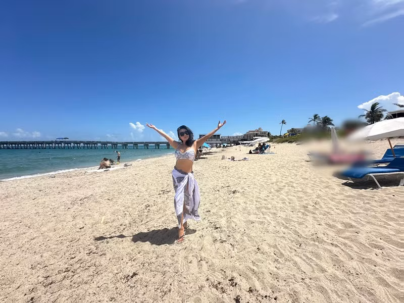 “Biểu tượng gợi cảm” một thời diện áo tắm hai mảnh khoe body đẫy đà ở tuổi 45.